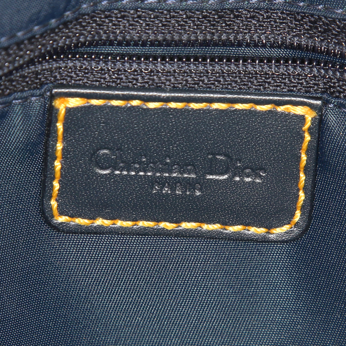 Dior Saddle bag worn on the shoulder or carried in the hand in blue monogram denim canvas and blue leather - Detail D3