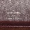 Porta-documentos Louis Vuitton Laguito en cuero taiga marrón - Detail D3 thumbnail