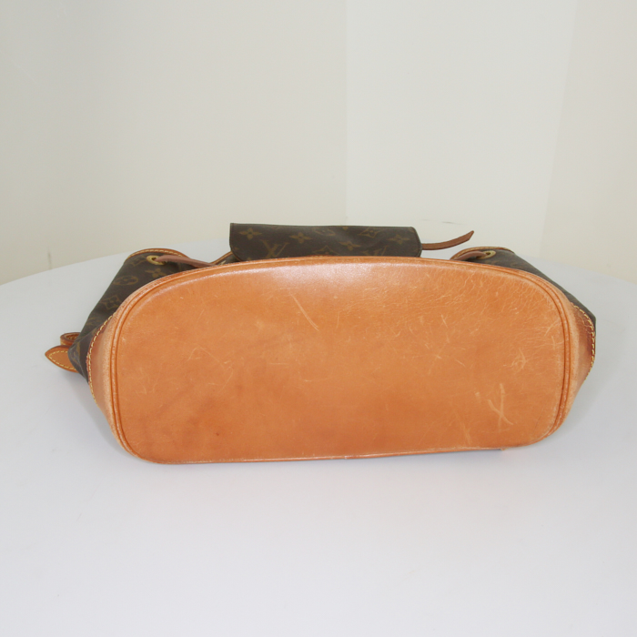 Sac à dos Louis Vuitton Montsouris Backpack petit modèle en toile monogram marron et cuir naturel - Detail D4