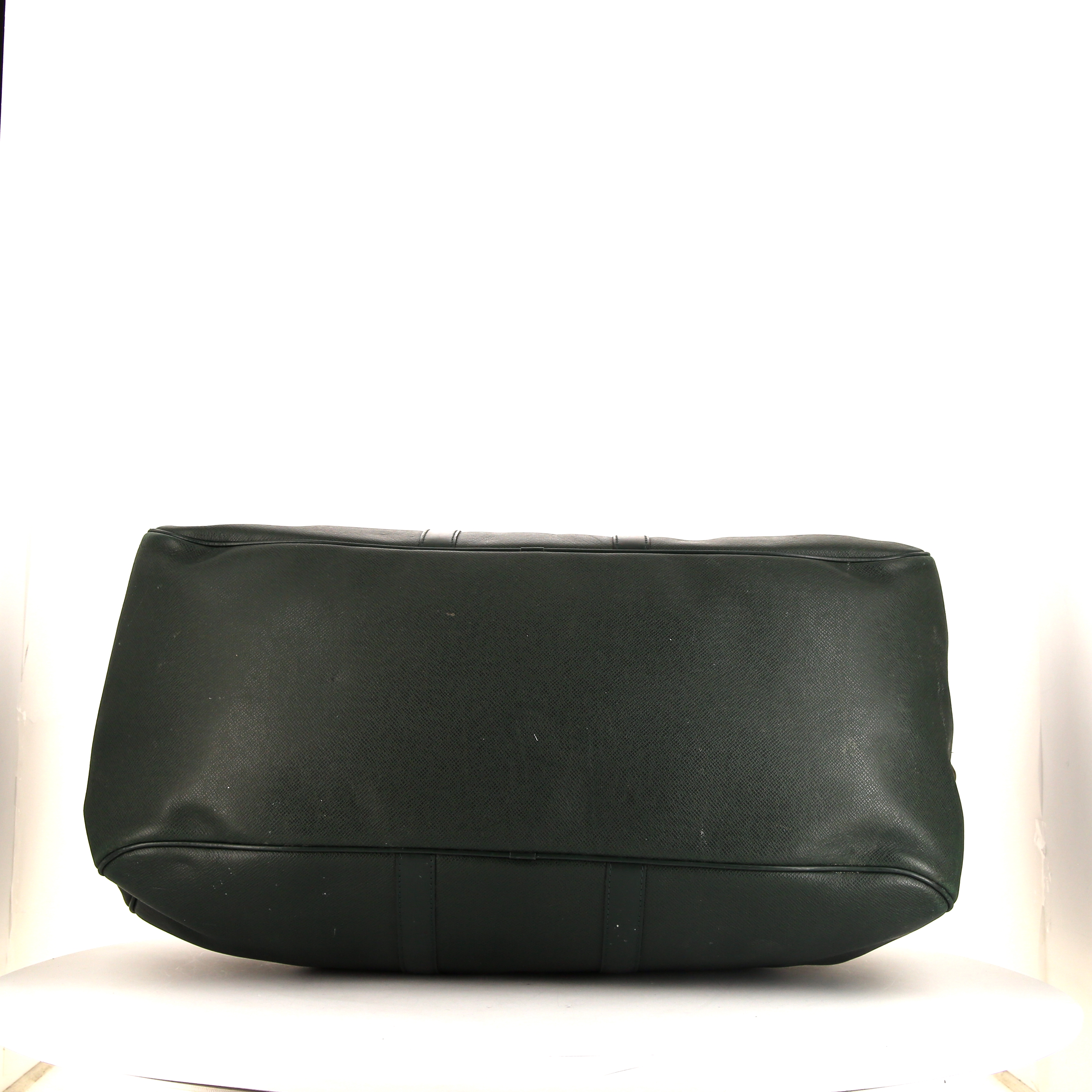 Borsa da viaggio Louis Vuitton Kendall in pelle taiga verde - Detail D5