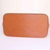 Louis Vuitton Alma medium model handbag in brown epi leather - Detail D4 thumbnail