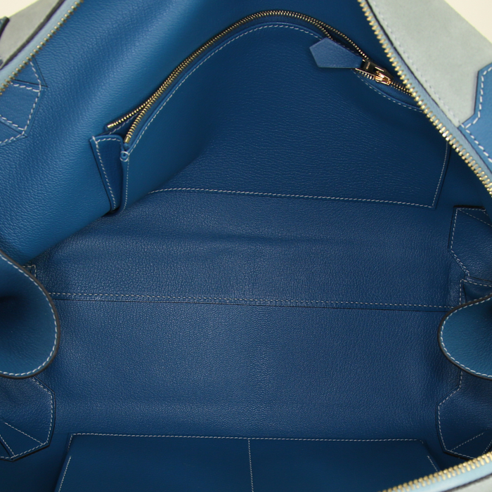 Bolso 24 horas Hermès Maxibox 37 en cuero de ternero doblis azul y cuero Bleu de Galice - Detail D2