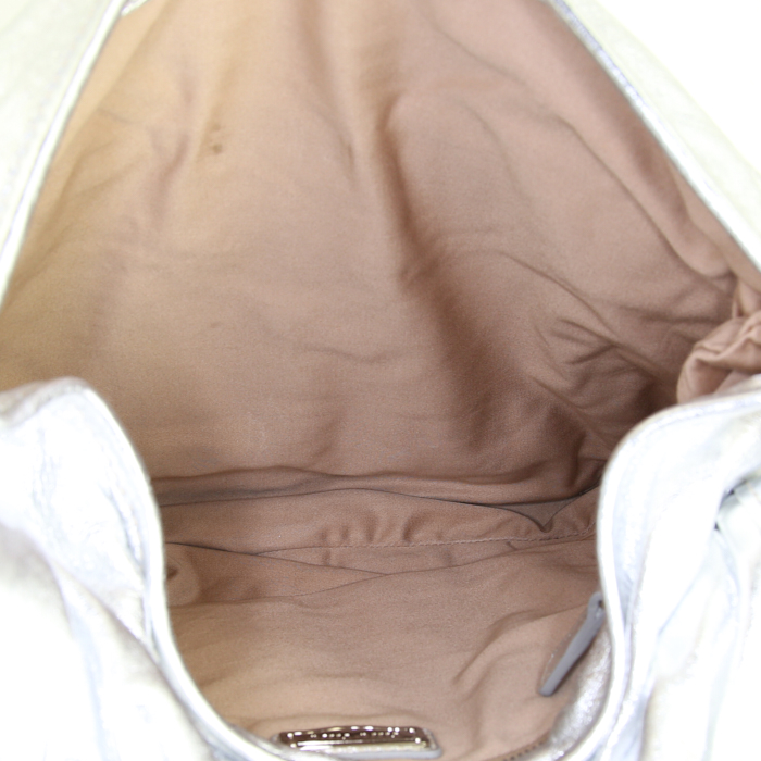 Borsa a tracolla Miu Miu Coffer in pelle trapuntata argentata - Detail D3