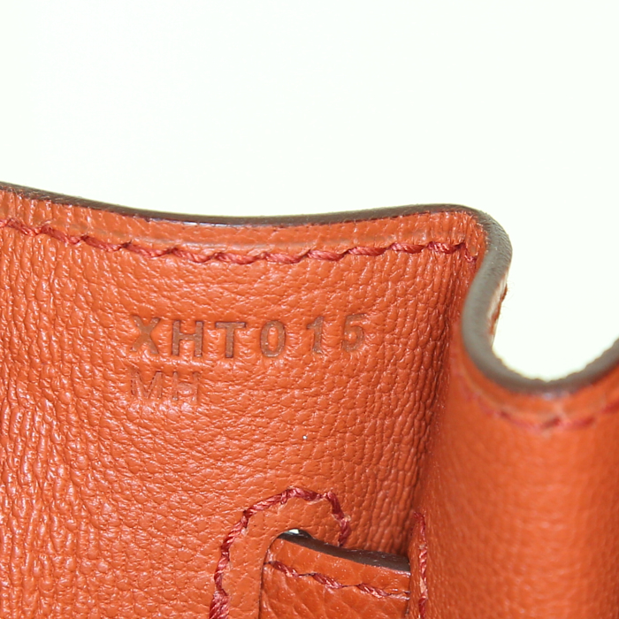 Bolso de mano Hermes Kelly 35 cm en cuero epsom naranja - Detail D5