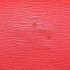 Sac bandoulière Louis Vuitton Capucines en cuir épi rouge - Detail D3 thumbnail