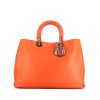 Sac à main Dior Diorissimo grand modèle en cuir orange - 360 thumbnail