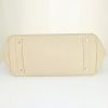 Hermes Birkin Shoulder handbag in beige togo leather - Detail D4 thumbnail