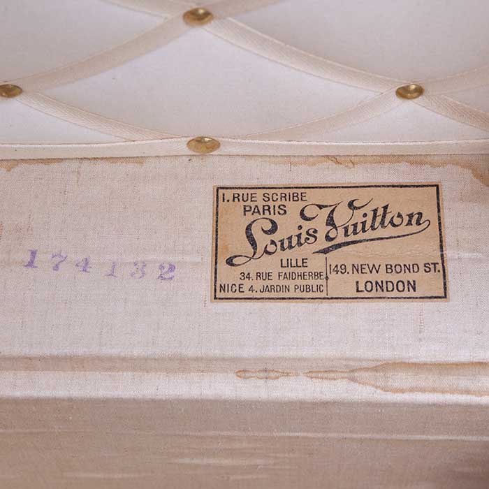 Cappelliera Louis Vuitton Malle à Chapeaux in tela monogram e losine marrone - Detail D3