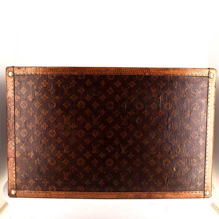 Louis Vuitton Malle à Chapeaux hat box in monogram canvas and brown lozine (vulcanised fibre) - Detail D4