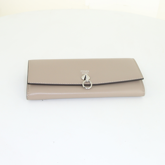 Portefeuille Fendi en cuir gris - Detail D4