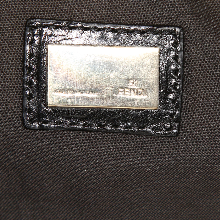 Bolso para llevar al hombro o en la mano Fendi Zucchino en lona Monogram beige y terciopelo marrón - Detail D3
