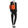 Shopping bag Hermès Cabag in tela arancione e pelle naturale - Detail D2 thumbnail