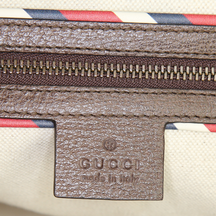 Bolso Cabás Gucci Suprême GG en lona Monogram revestida beige y cuero marrón - Detail D4