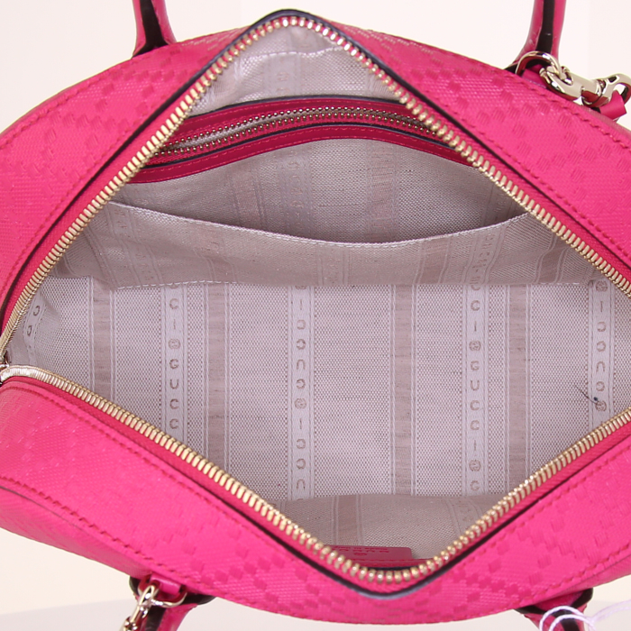 Gucci shoulder bag in pink leather - Detail D3
