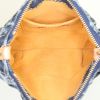 Pochette Louis Vuitton Pleaty in tela denim monogram blu e pelle naturale - Detail D2 thumbnail