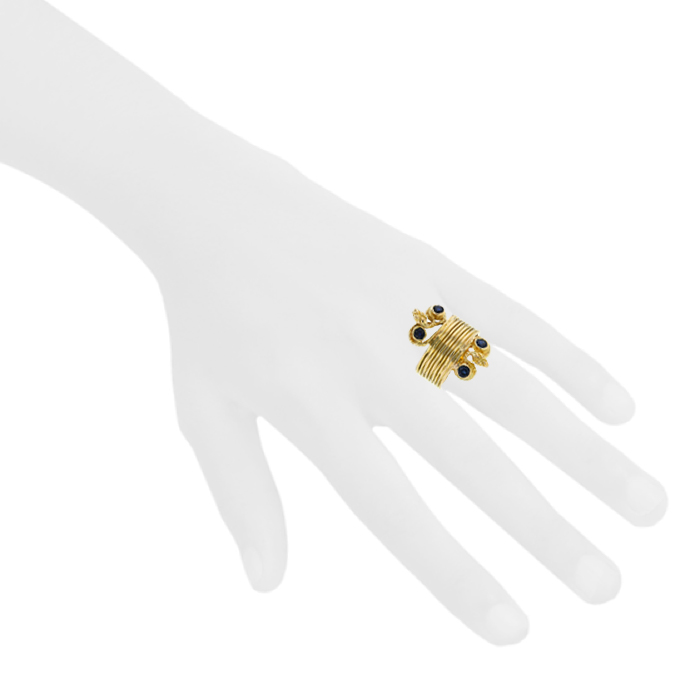 Lalaounis 1990's ring in yellow gold and sapphires - Detail D1
