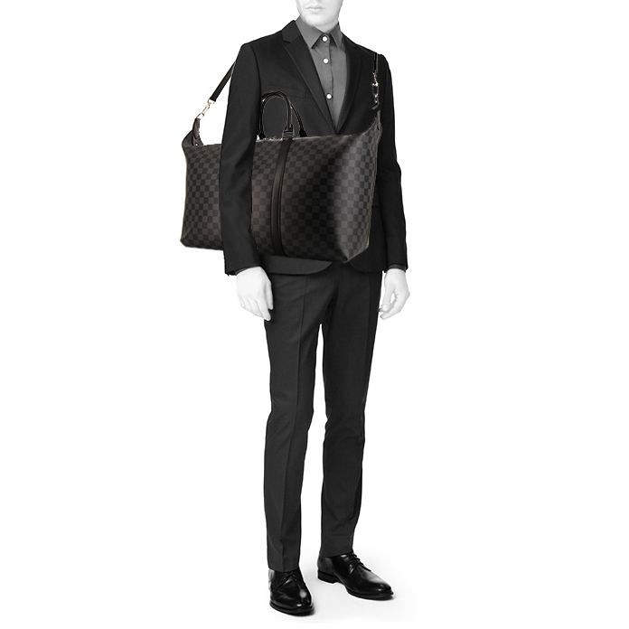 Louis Vuitton All Day travel bag in grey Graphite damier canvas and black leather - Detail D2