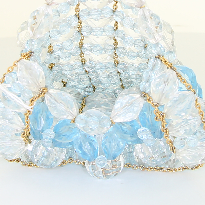 Cartera Minaudière Chanel Editions Limitées en plexiglás transparente y azul - Detail D2