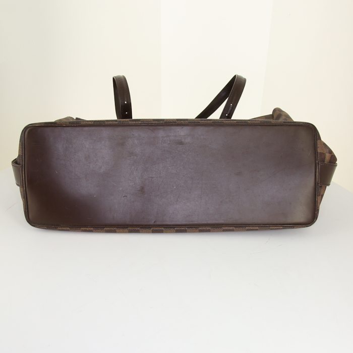 Sac cabas Louis Vuitton Chelsea en toile damier marron et cuir marron - Detail D4