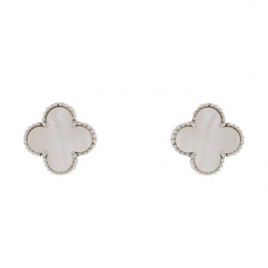 Orecchini Van Cleef & Arpels Alhambra Vintage in oro bianco e madreperla bianca