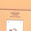 Bolso de mano Hermes Kelly 32 cm en cuero Fjord amarillo - Detail D4 thumbnail