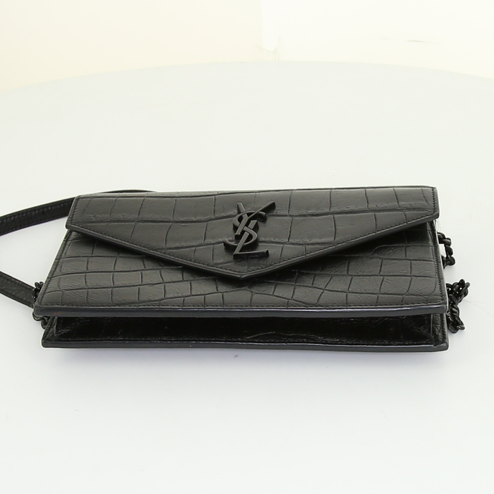 Sac Saint Laurent Enveloppe en cuir noir - Detail D4