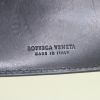 Billetera Bottega Veneta en cuero trenzado negro - Detail D3 thumbnail