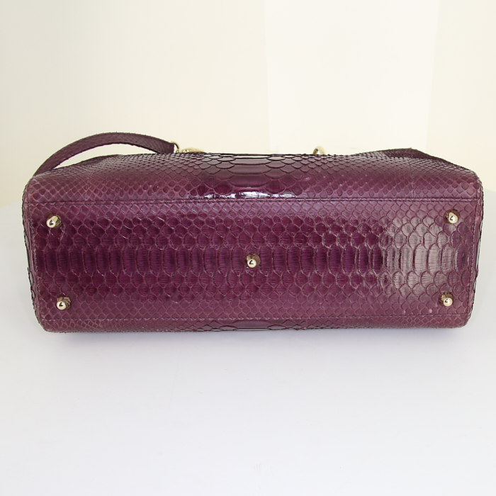 Dior Lady Dior large model shoulder bag in purple python - Detail D5