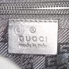 Sac bandoulière Gucci en toile noire et cuir noir - Detail D3 thumbnail