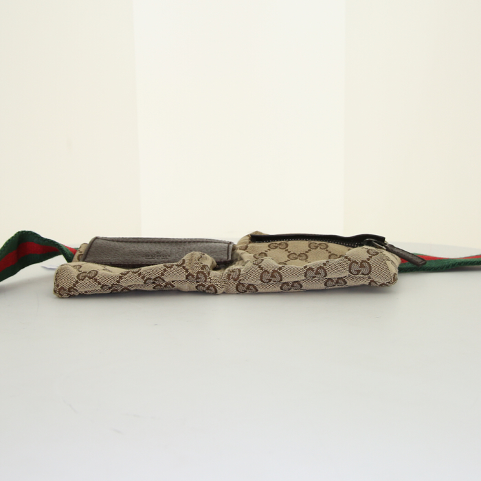 Gucci Suprême GG clutch-belt in grey monogram canvas and brown leather - Detail D4