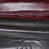 Chanel Vintage shoulder bag in black quilted leather - Detail D2 thumbnail