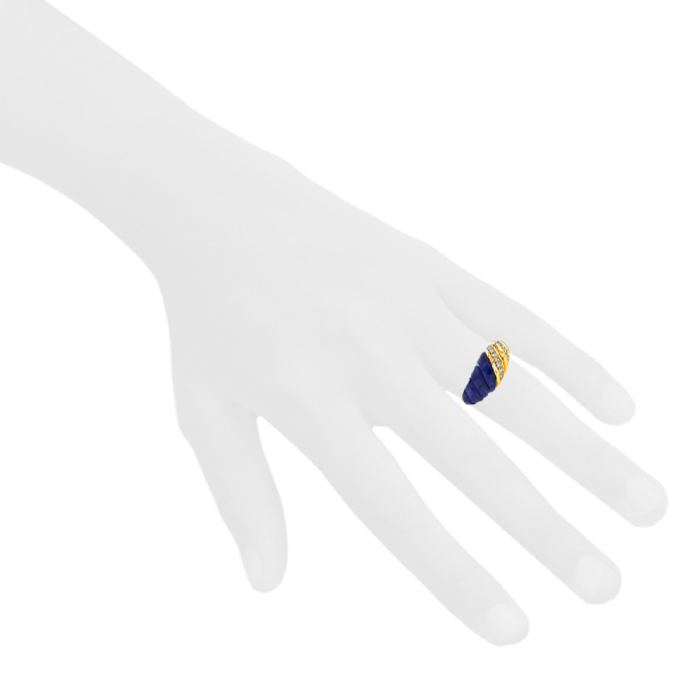 Bague époque années 70 Van Cleef & Arpels en or jaune,  lapis-lazuli et diamants - Detail D1