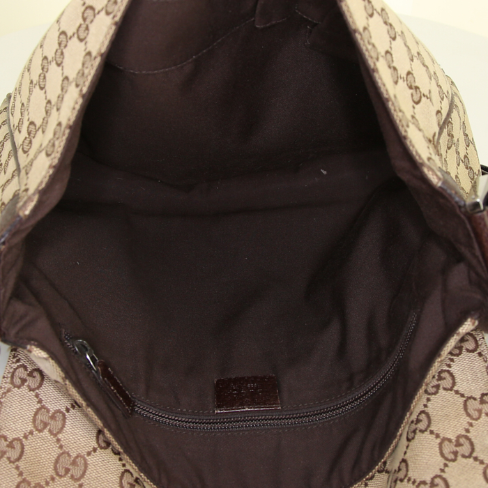 Sac bandoulière Gucci en tissu monogram beige et cuir grainé marron - Detail D2