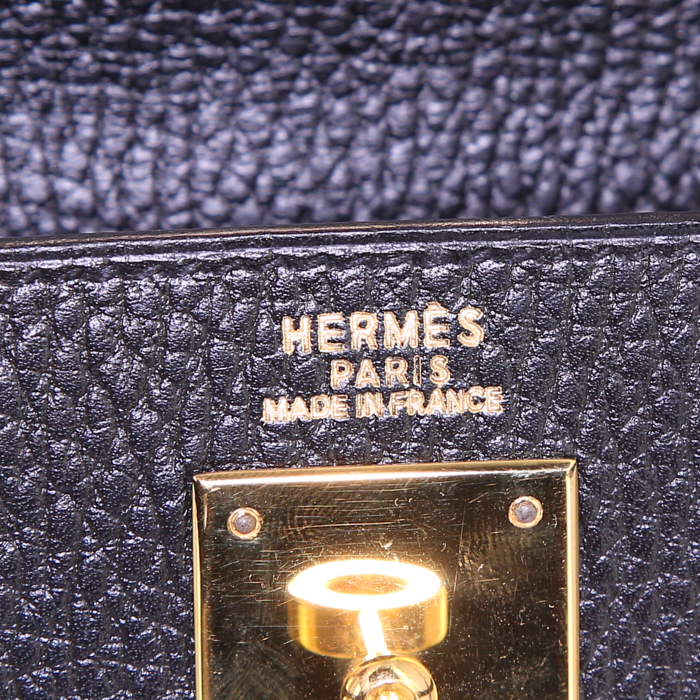 Bolso Hermes Kelly 32 cm en cuero granulado negro - Detail D4