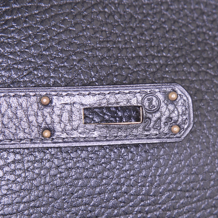 Bolso Hermes Kelly 32 cm en cuero granulado negro - Detail D5