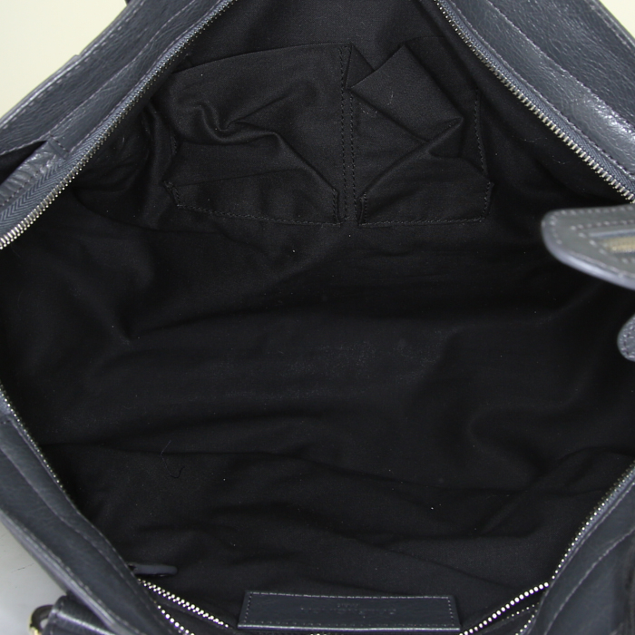 Sac 24 heures Balenciaga Classic City en cuir gris - Detail D3