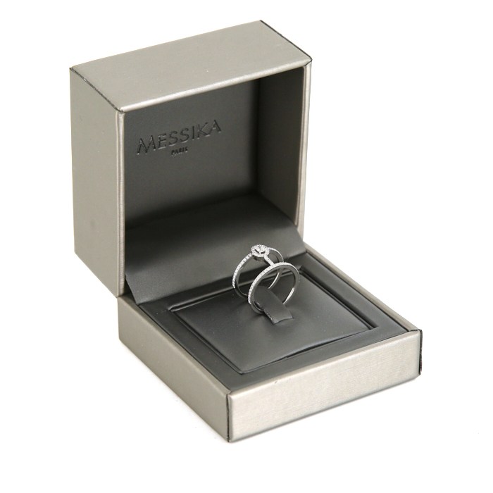 Messika Glam'Azone ring in white gold and diamonds - Detail D2