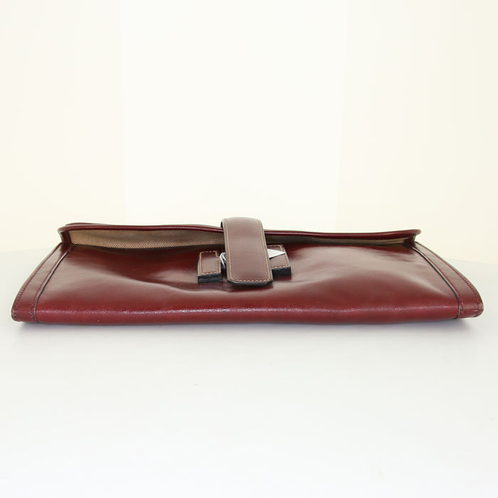 Hermes Jige pouch in burgundy box leather - Detail D4