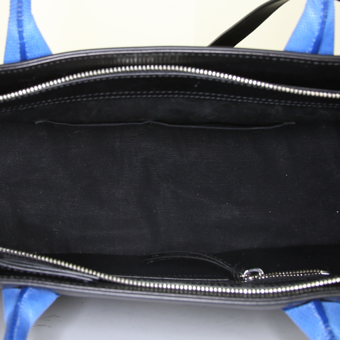 Balenciaga shopping bag in black leather and blue snake - Detail D3