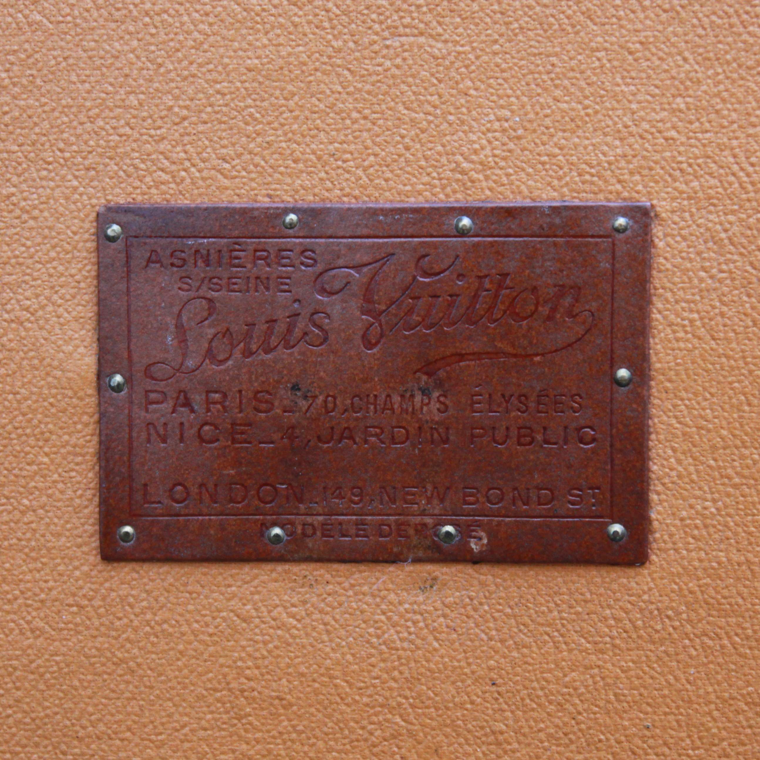 Malle Louis Vuitton Wardrobe en toile monogram enduite et lozine marron - Detail D4