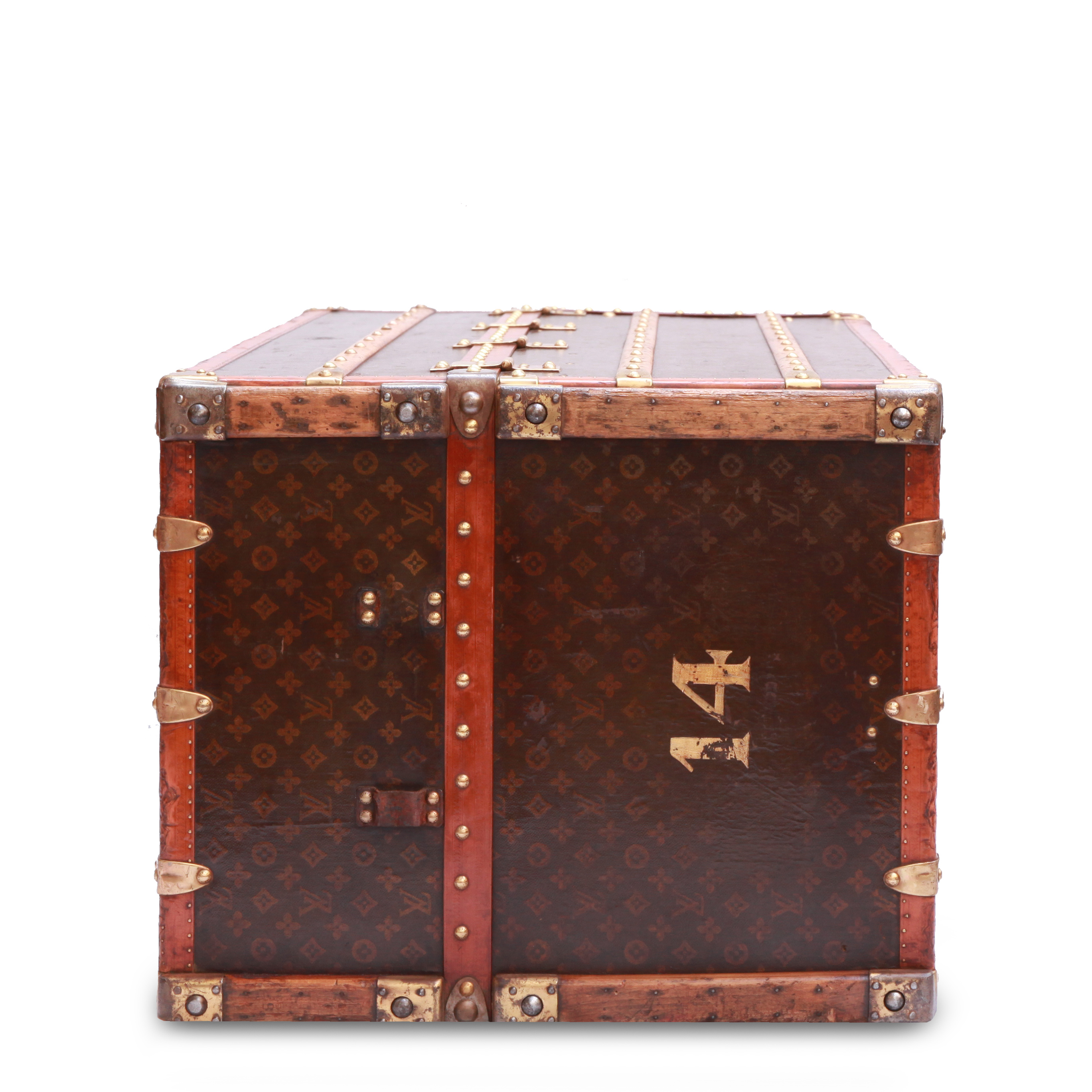 Louis Vuitton Wardrobe trunk in monogram canvas and brown lozine (vulcanised fibre) - Detail D5