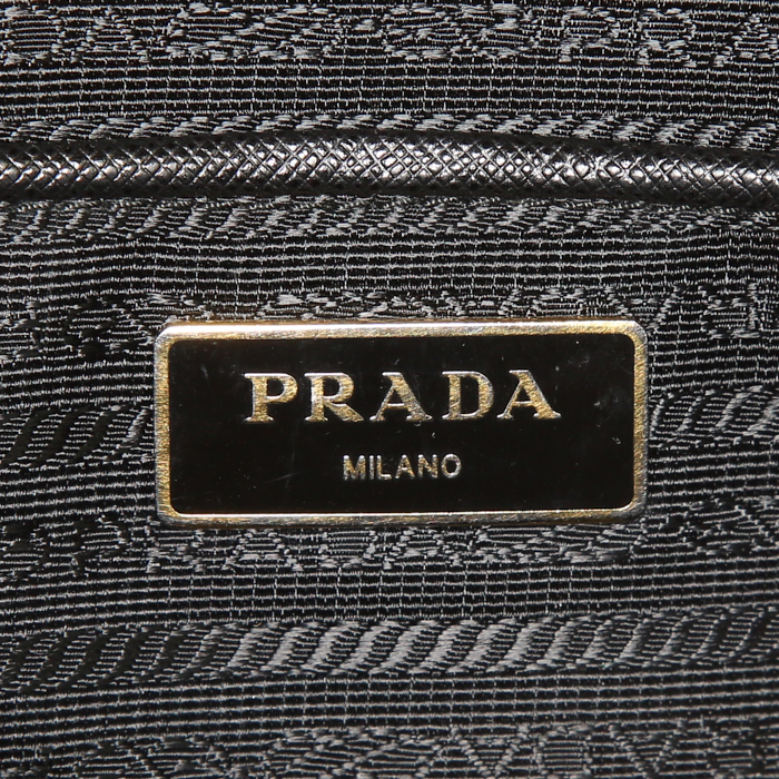 Sac à main Prada Galleria grand modèle en cuir saffiano noir - Detail D3
