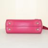 Bolso de mano Louis Vuitton Cluny en cuero Epi rosa - Detail D5 thumbnail
