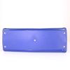 Fendi Peekaboo large model handbag in blue patent leather and beige suede - Detail D5 thumbnail