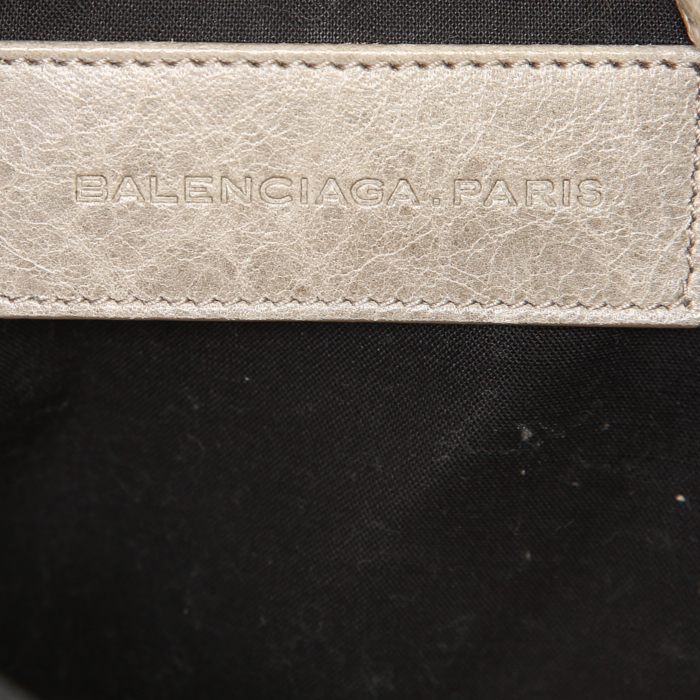 Balenciaga Enveloppe pouch in grey leather - Detail D3