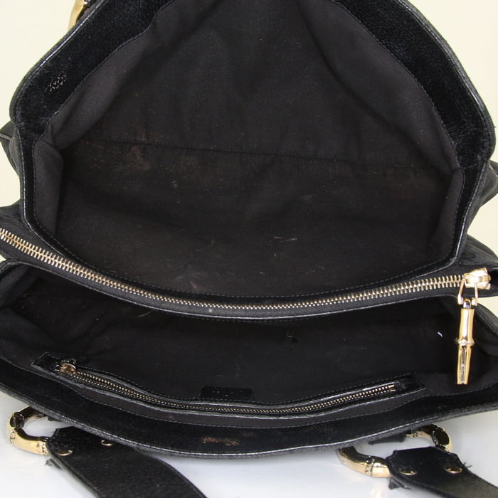 Gucci Gucci Vintage bag worn on the shoulder or carried in the hand in black monogram canvas and black leather - Detail D2