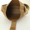 Hermes Tsako handbag in gold epsom leather - Detail D2 thumbnail
