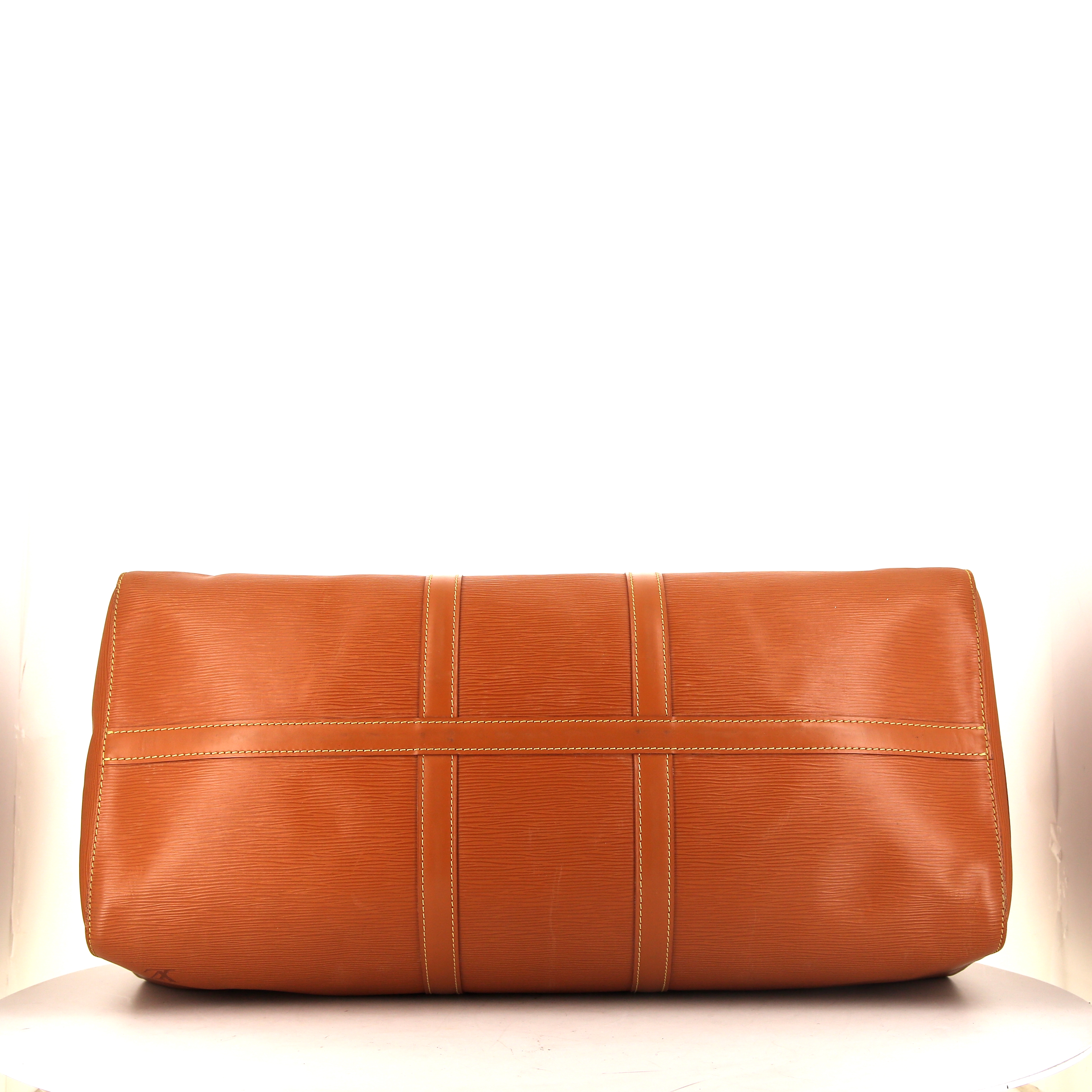 Louis Vuitton Keepall 55 cm travel bag in gold epi leather - Detail D4