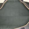 Sac de voyage Louis Vuitton Keepall 55 cm en cuir épi noir - Detail D2 thumbnail