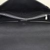 Borsa portadocumenti Louis Vuitton Neo Robusto in pelle taiga nera - Detail D2 thumbnail